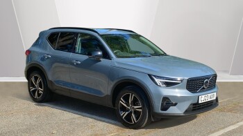 Volvo XC40 2.0 B3P Plus Dark 5dr Auto Petrol Estate